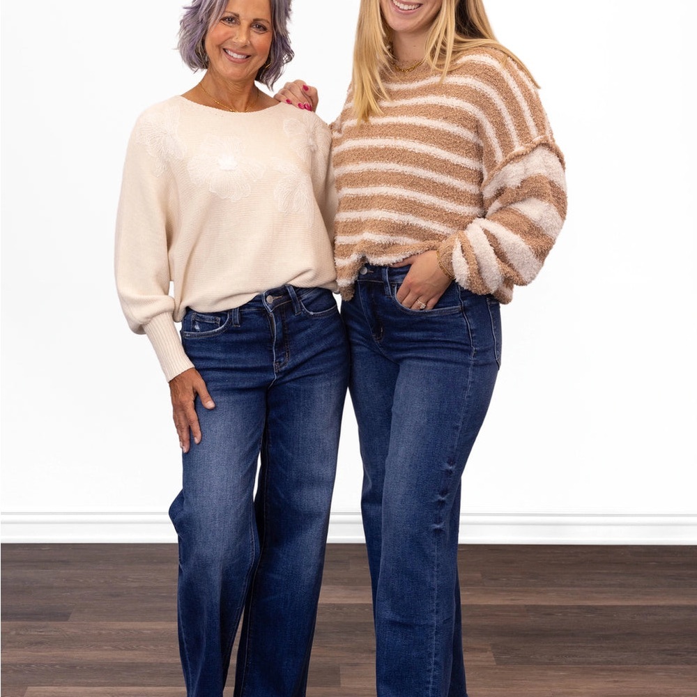 Stylish Indigo Women's Flare Jeans